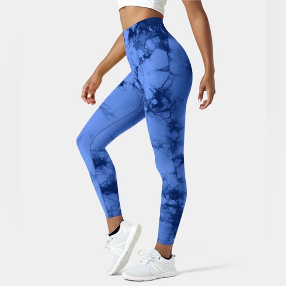 HALARA Pants - NWT Halara Seamless Legging✨